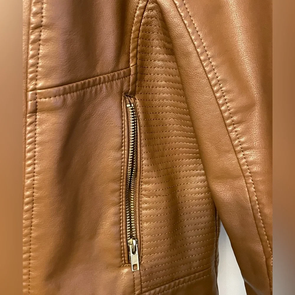 Faux leather jacket - Picture 3 of 5